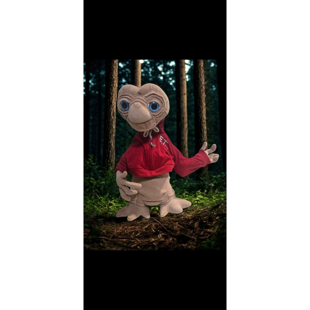 E.T. The Extra-Terrestrial Universal Studios 9" Plush Red Hoodie New Vintage